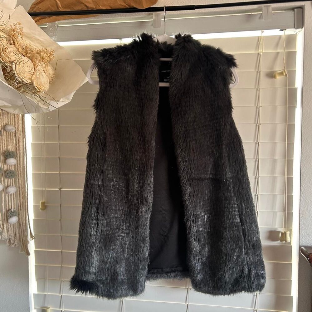 Club Monaco Black Faux Fur Longline Vest Size S winter glam